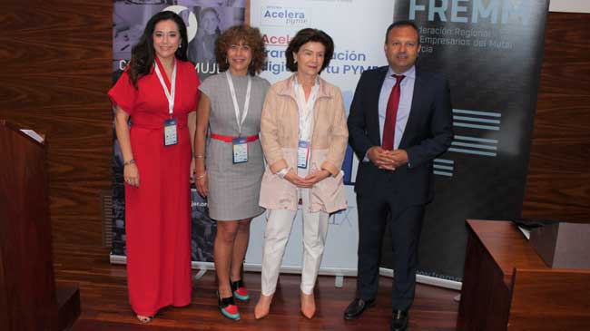 Las organizadoras del Congreso