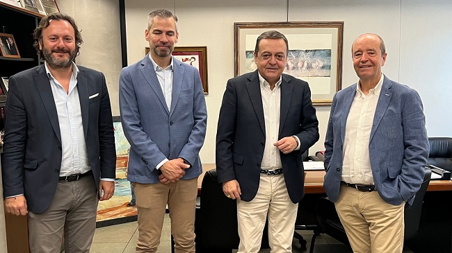 Los directivos de Croem y Ouigo se han reunido este martes
