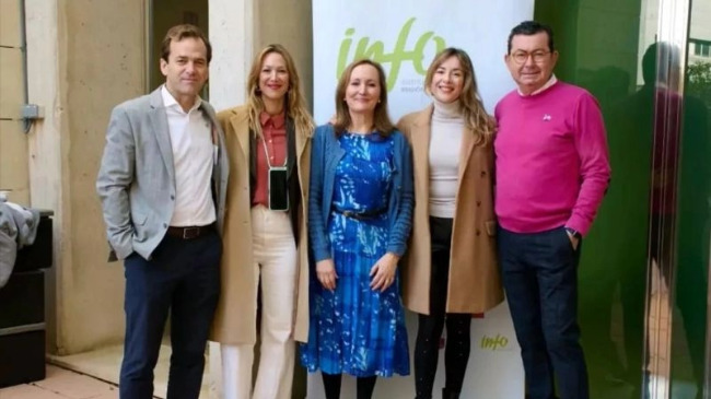 Luis Eduardo G&oacute;mez, a la izquierda de la imagen