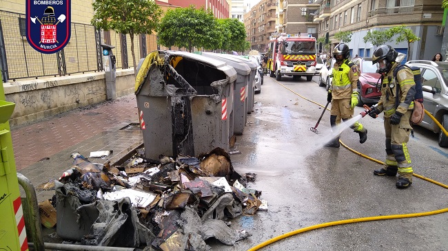 Bomberos Murcia sofocan uno de los incendios