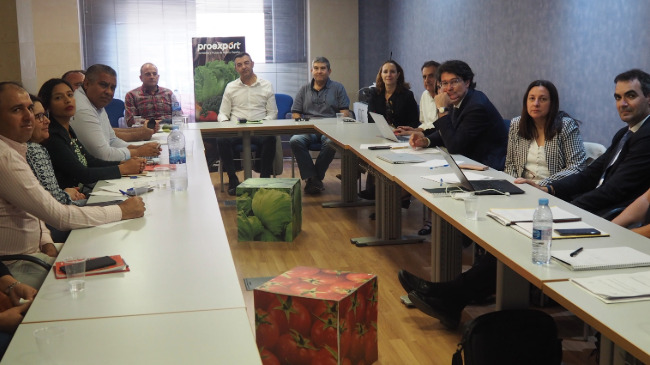 Imagen de la reuni&oacute;n llevada a cabo entre Proexport y los sindicatos