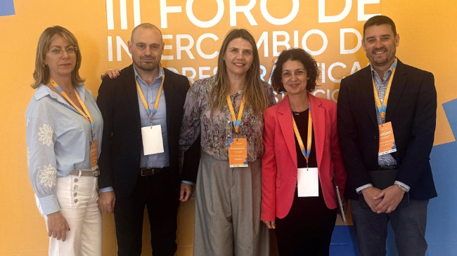 La secretaria general de la Consejer&iacute;a de Econom&iacute;a, Hacienda, Fondos Europeos y Transformaci&oacute;n Digital, Sonia Carrillo, acompa&ntilde;ada de la delegaci&oacute;n que representa a la Agencia Tributaria de la Regi&oacute;n de Murcia.