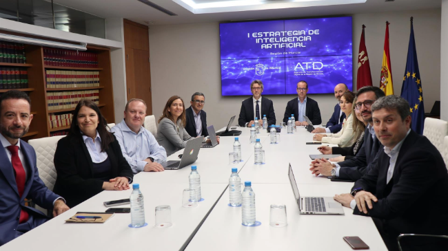Un momento del encuentro de trabajo con altos cargos de multinacionales tecnológicas para seguir avanzando en la Estrategia de IA de la Región de Murcia. Un momento del encuentro de trabajo con altos cargos de multinacionales tecnológicas para seguir avanzando en la Estrategia de IA de la Región de Murcia.