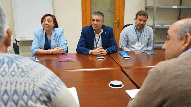 El portavoz de MC, Jesús Giménez Gallo en la reunión mantenida con trabajadores de Navantia. El portavoz de MC, Jesús Giménez Gallo en la reunión mantenida con trabajadores de Navantia.