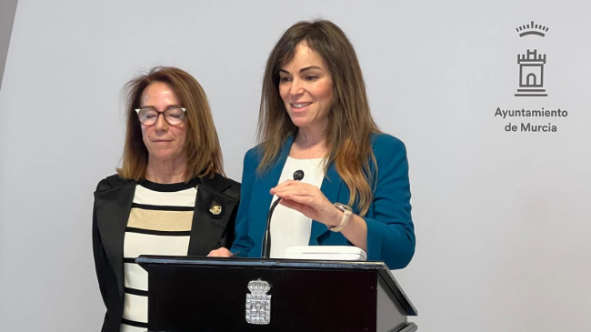 Rebeca Pérez tras la Junta de Gobierno del Ayuntamiento de Murcia. Rebeca Pérez tras la Junta de Gobierno del Ayuntamiento de Murcia.