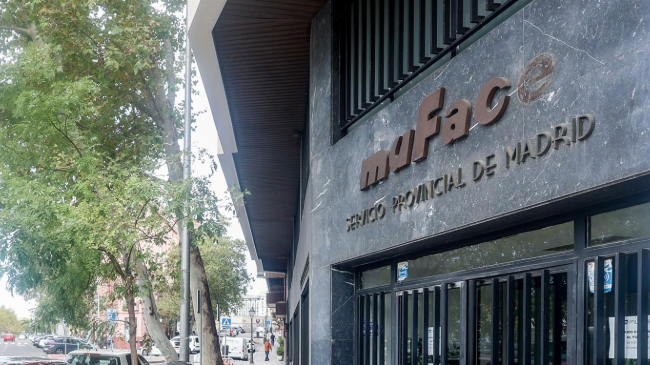 Fachada de un edificio de Muface (Ricardo Rubio).