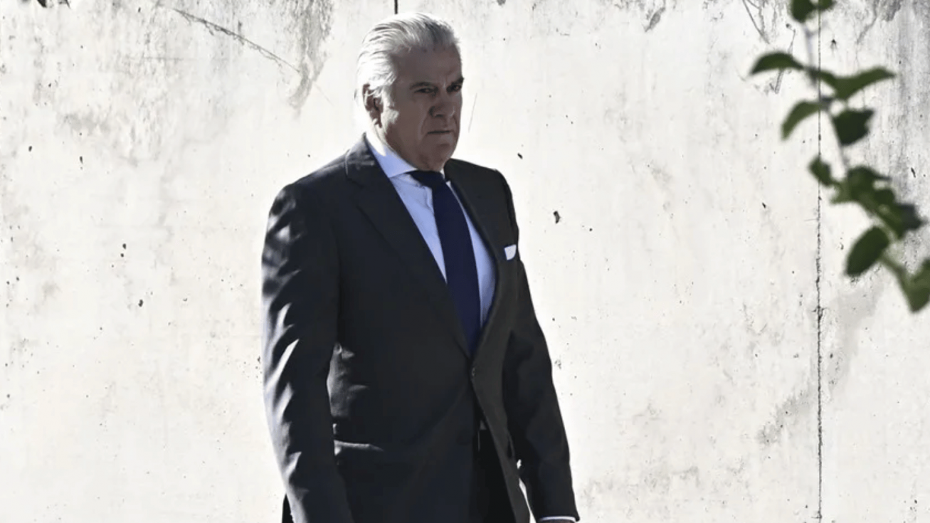 Luis B&aacute;rcenas llega a la Audiencia Nacional este lunes. EFE/ Fernando Villar