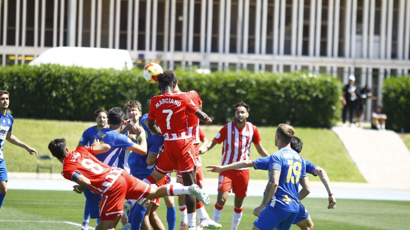 El Lorca empata ante el Almería B. El Lorca empata ante el Almería B.