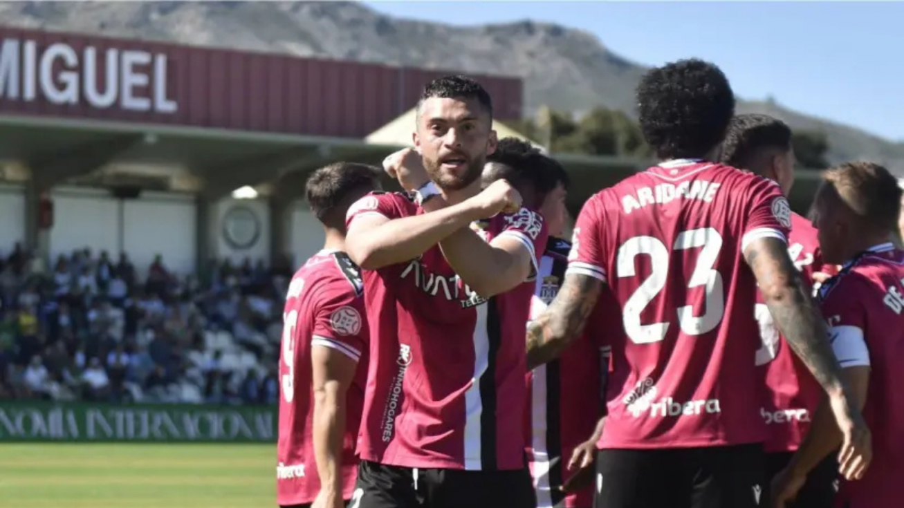 Yanis Rahmani celebra su gol ante el Juventud Torremolinos. Yanis Rahmani celebra su gol ante el Juventud Torremolinos.
