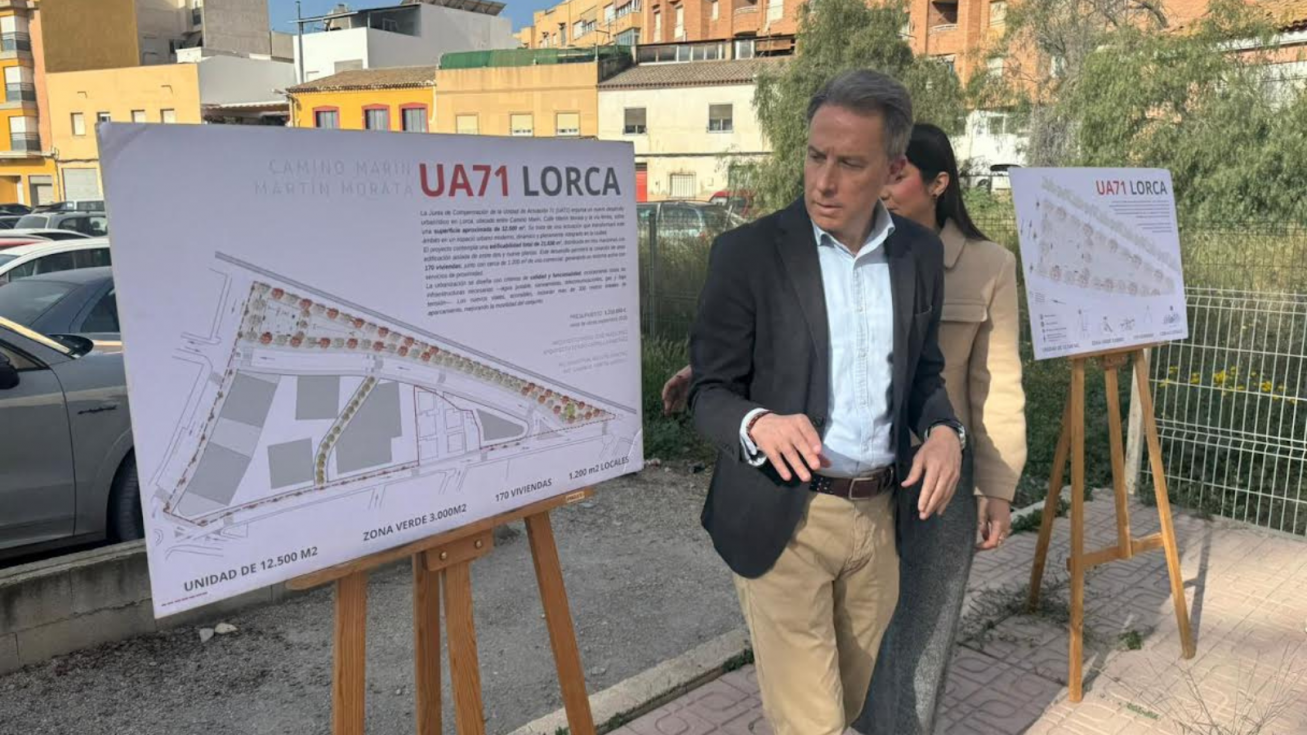 El alcalde de Lorca, Fulgencio Gil. El alcalde de Lorca, Fulgencio Gil.