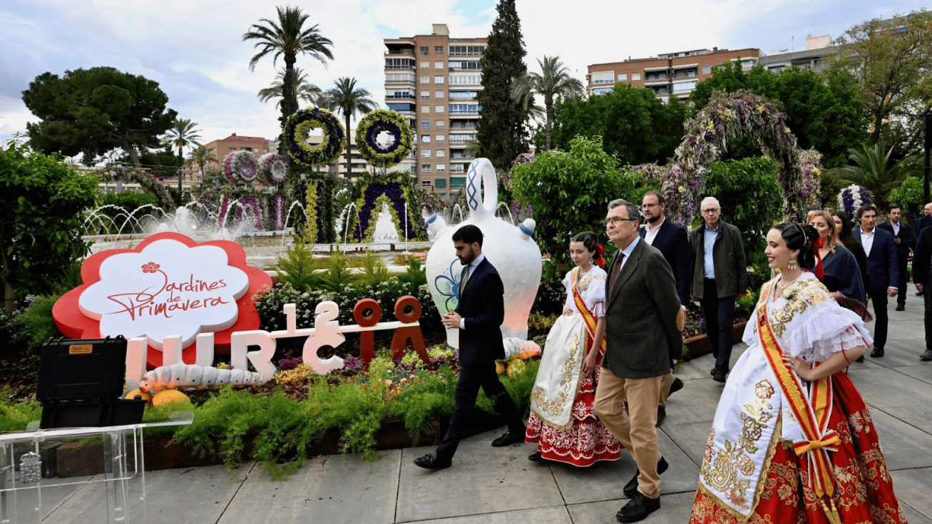 14 jardines tem&aacute;ticos llenar&aacute;n la ciudad de color, talleres, arte floral y sorpresas para disfrutar en familia - Ayuntamiento de Murcia