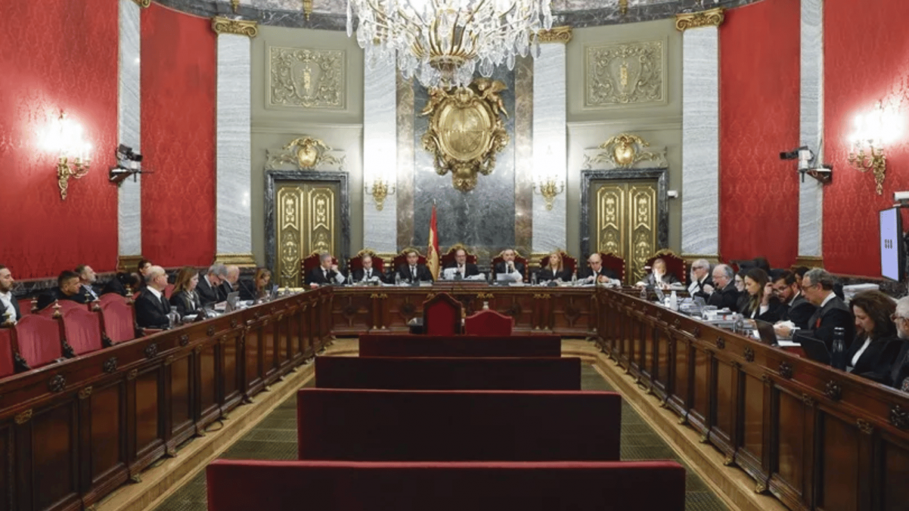 Vista general del primer día del juicio contra el exministro José Luis Ábalos, su exasesor Koldo García y contra el empresario Víctor de Aldama - EFE/J.J. Guillén/Archivo Vista general del primer día del juicio contra el exministro José Luis Ábalos, su exasesor Koldo García y contra el empresario Víctor de Aldama - EFE/J.J. Guillén/Archivo
