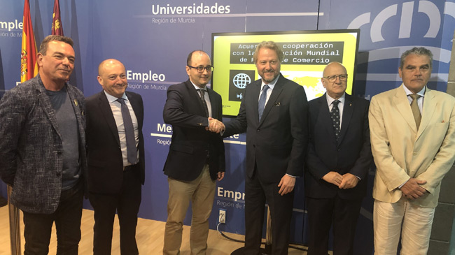 Presentaci&oacute;n del acuerdo entre el Instituto de Fomento y la Federaci&oacute;n Mundial de Puntos de Comercio