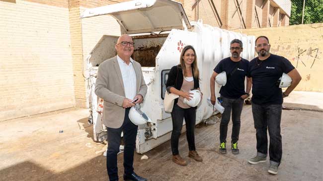 Manuel Pad&iacute;n y t&eacute;cnicos visitan las obras