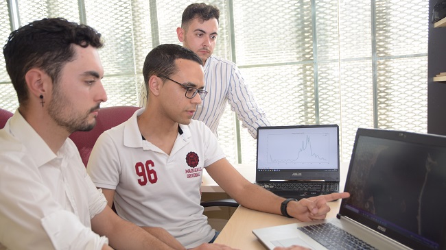 Los tres alumnos fundadores de la asociación Machine Learning, en el Campus Muralla del Mar Los tres alumnos fundadores de la asociación Machine Learning, en el Campus Muralla del Mar