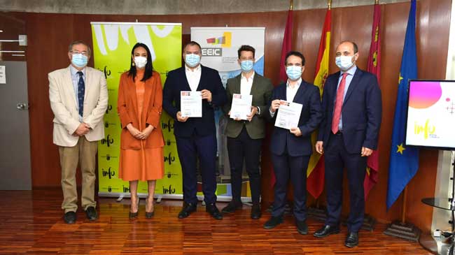 Las empresas con su nueva certificaci&oacute;n