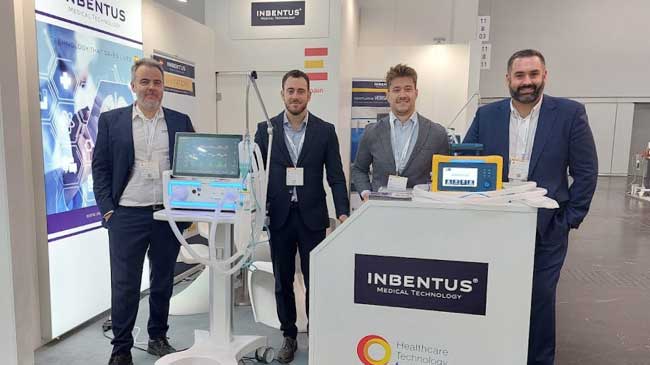 Foto de familia de los directivos de Inbentus