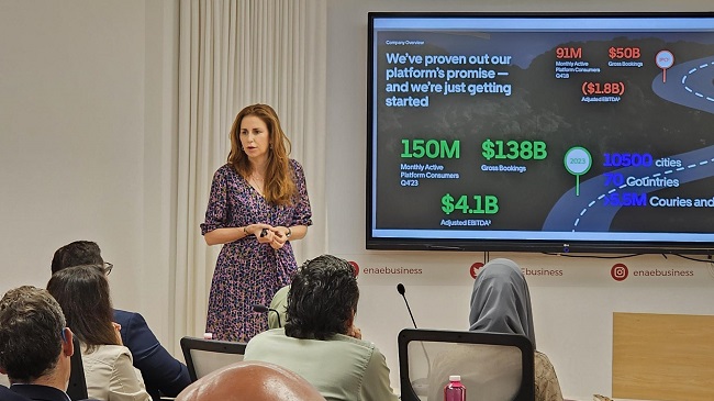 Anabel D&iacute;az durante su exposici&oacute;n