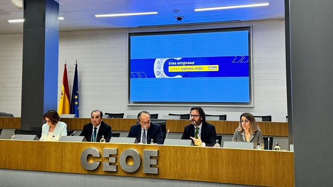 Reuni&oacute;n de los secretarios generales de CEOE