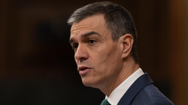 El presidente del Gobierno, Pedro Sánchez, interviene en una sesión plenaria en el Congreso. Europapress El presidente del Gobierno, Pedro Sánchez, interviene en una sesión plenaria en el Congreso. Europapress