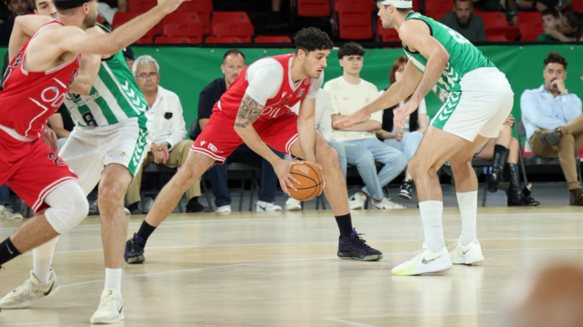 Odilo Cartagena contra el Real Betis Odilo Cartagena contra el Real Betis