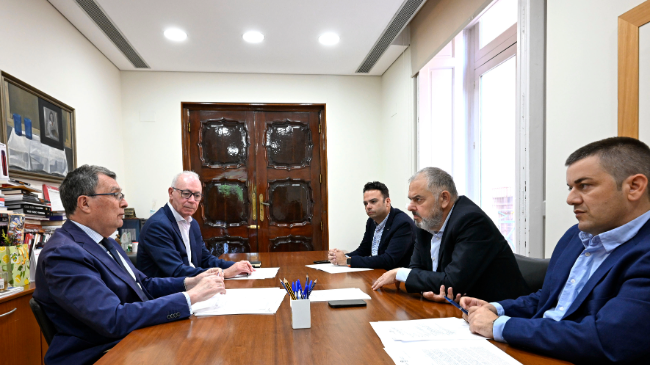 Reunión mantenida entre representantes del consistorio murciano y el SCRATS. Reunión mantenida entre representantes del consistorio murciano y el SCRATS.