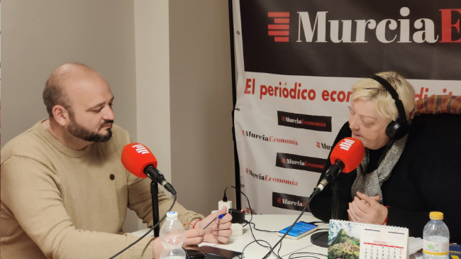 El portavoz del Grupo Municipal Socialista, Manolo Torres, ha criticado que la alcaldesa Noelia Arroyo haya utilizado una reunión que tenía prevista con la Comunidad de Regantes del Campo de Cartagena para convertirla “en un acto parti El portavoz del Grupo Municipal Socialista, Manolo Torres, ha criticado que la alcaldesa Noelia Arroyo haya utilizado una reunión que tenía prevista con la Comunidad de Regantes del Campo de Cartagena para convertirla “en un acto parti