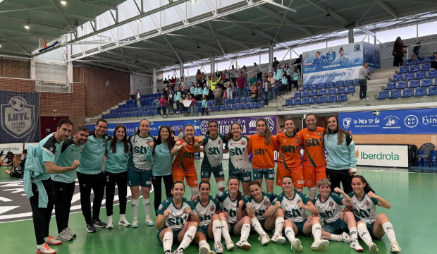 STV Rold&aacute;n celebra la victoria en Alcantarilla
