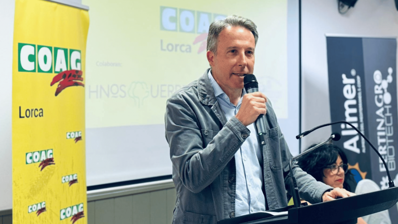 El alcalde de Lorca, Fulgencio Gil, durante la clausura de la Asamblea de COAG Lorca El alcalde de Lorca, Fulgencio Gil, durante la clausura de la Asamblea de COAG Lorca