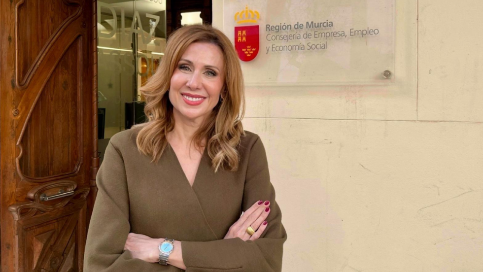 Marisa López Aragón asume la portavocía del Gobierno regional y la cartera de Economía