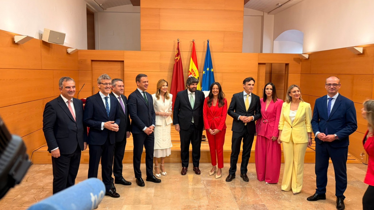 Toma de posesi&oacute;n de los nuevos consejeros del Ejecutivo auton&oacute;mico.
