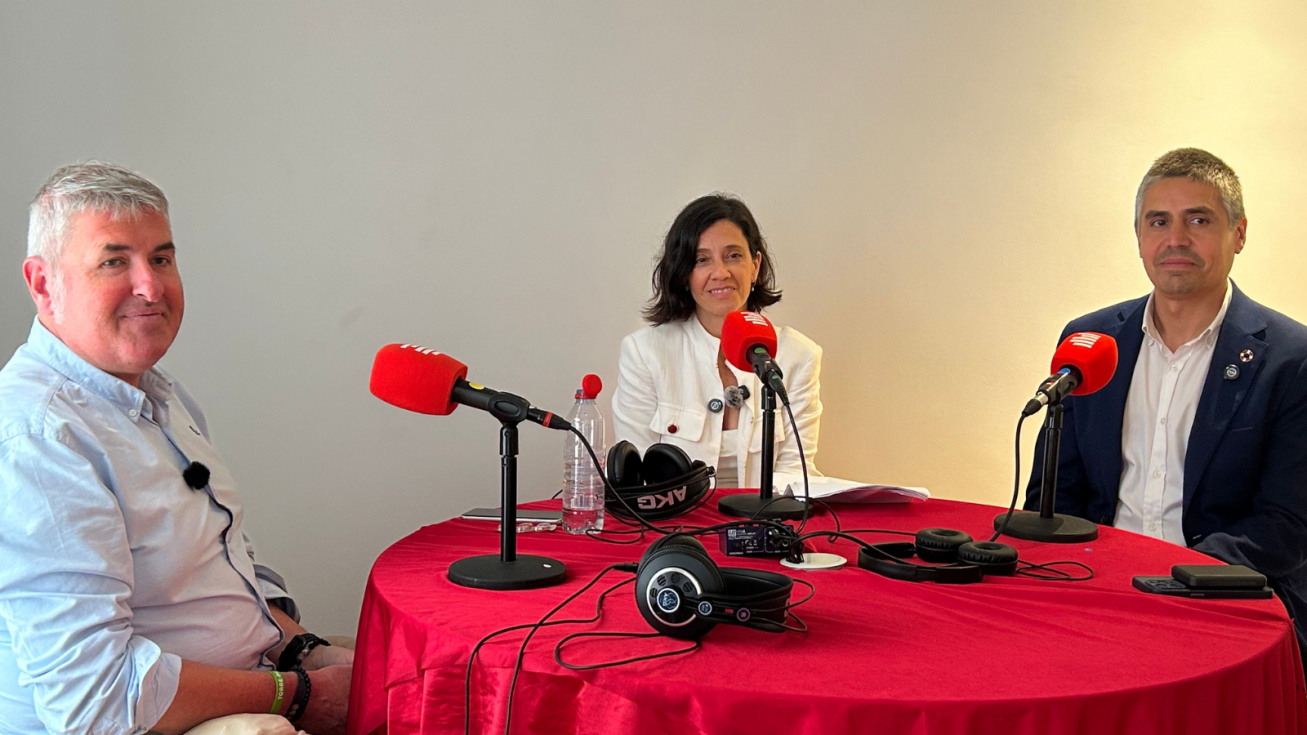 Domingo del Rey, Esther Guzm&aacute;n y Jes&uacute;s Gim&eacute;nez Gallo.