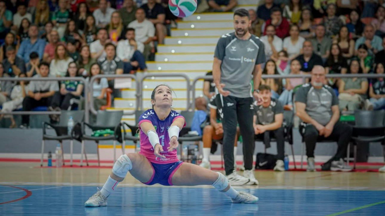 La unionense, Isabel Bar&oacute;n, durante un lance de la final.