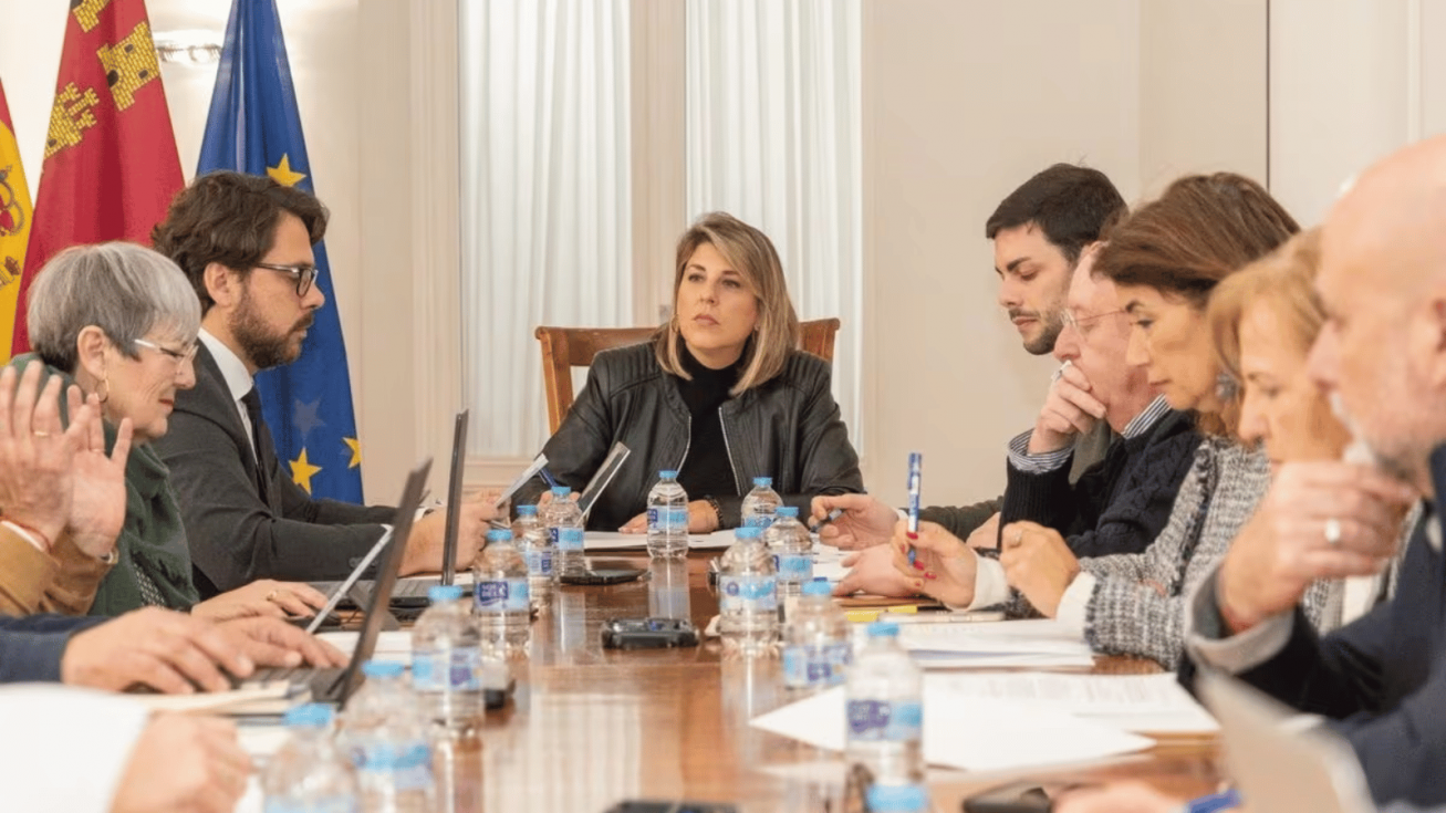 La alcaldesa de Cartagena, Noelia Arroyo, reunida con los miembros del equipo de Gobierno. AYUNTAMIENTO DE CARTAGENA