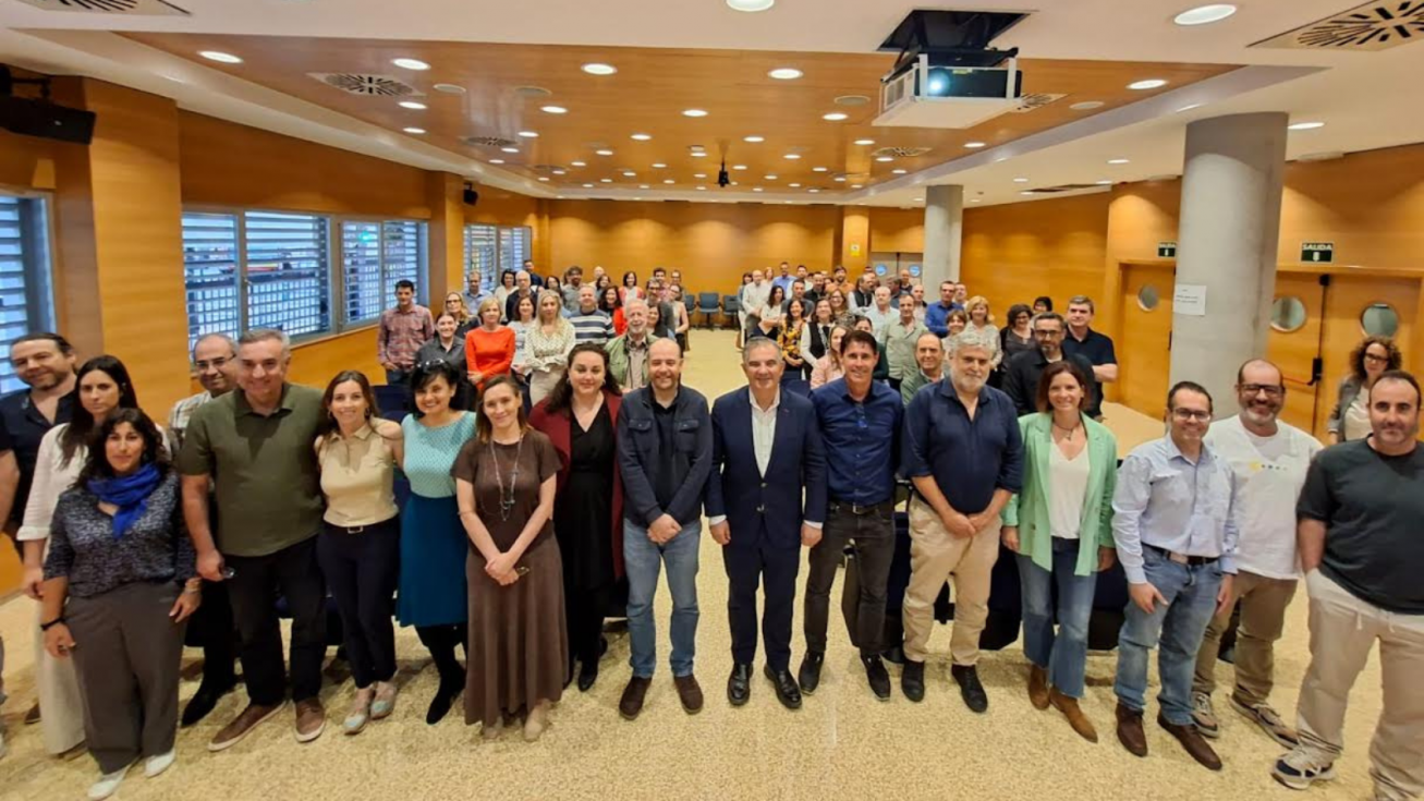 El consejero de Medio Ambiente, Universidades, Investigación y Mar Menor, Juan María Vázquez, junto a los ponentes y asistentes a la jornada ‘Impacto de la Unión Europea en el patrimonio natural. El consejero de Medio Ambiente, Universidades, Investigación y Mar Menor, Juan María Vázquez, junto a los ponentes y asistentes a la jornada ‘Impacto de la Unión Europea en el patrimonio natural.