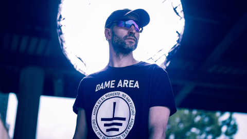 Emilio G&oacute;mez, miembro de la Asociaci&oacute;n Cultural R&iacute;tmika y artista bajo el nombre de Resonant, impulsa El Parque M&aacute;gico en Abar&aacute;n