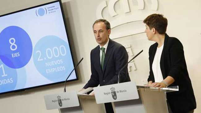 Javier Celdr&aacute;n es consejero de Empleo y Empresa en funciones