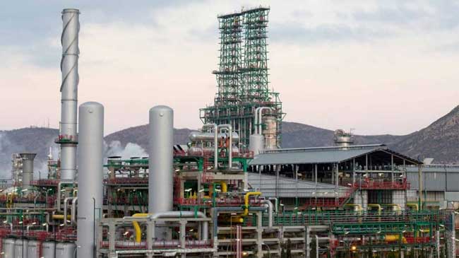 Refiner&iacute;a de Repsol en Cartagena