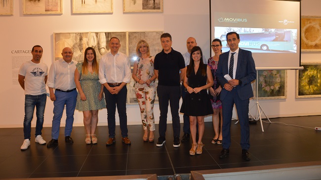 La consejera de Movilidad, Marina Munuera, presenta a los representantes de los ayuntamientos de Abar&aacute;n, Blanca, Cieza, Oj&oacute;s, Ricote, Ulea y Villanueva del Segura, las novedades de la segunda fase de implantaci&oacute;n de Movibus