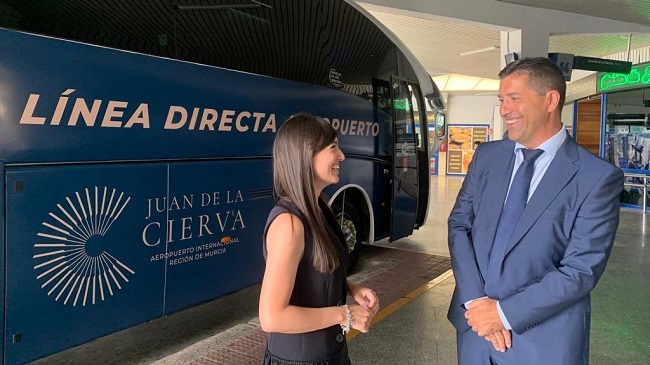 La directora general de Movilidad, Marina Munuera, durante la presentación del nuevo servicio de autobús La directora general de Movilidad, Marina Munuera, durante la presentación del nuevo servicio de autobús