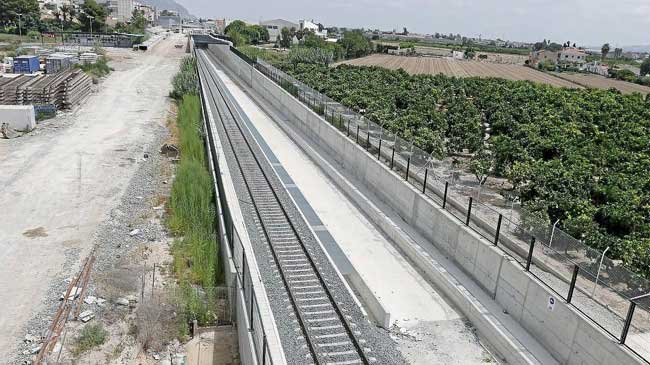 Tramo del AVE a su paso por Orihuela
