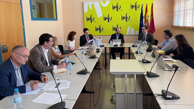 Reuni&oacute;n anual de la comisi&oacute;n de seguimiento del acuerdo de colaboraci&oacute;n del INFO y CDTI