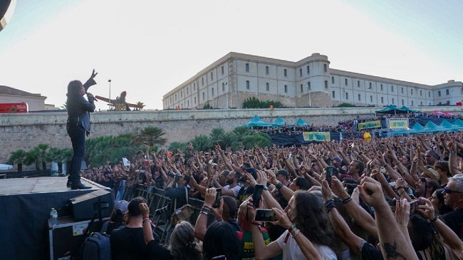 Miles de personas disfrutaron en Cartagena de la I edici&oacute;n del Rock Imperium