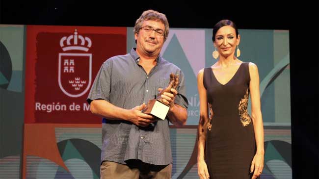 Ismael Cerezo &lsquo;Flyppy&rsquo; recibi&oacute; el a&ntilde;o pasado el Premio Regional de Artesan&iacute;a