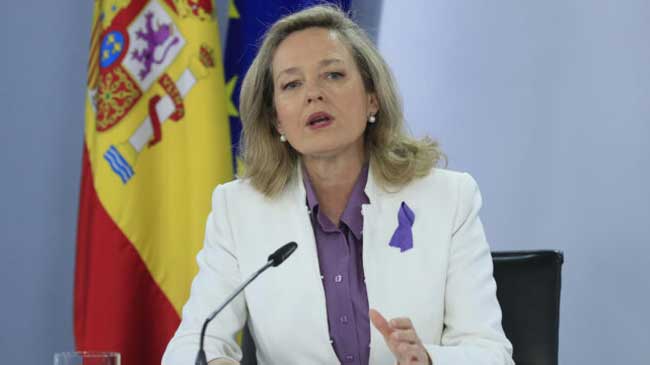 Nadia Calvi&ntilde;o es vicepresidenta primera del Gobierno y ministra de Asuntos Econ&oacute;micos