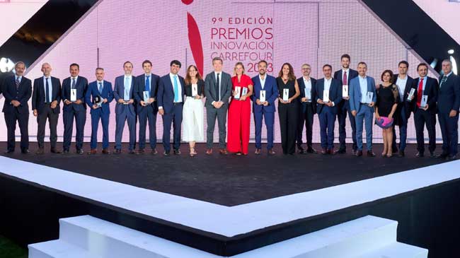 Foto de familia de los galardonados