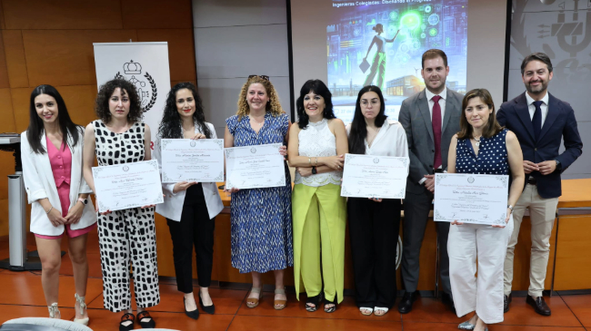 LA INGENIER&Iacute;A TIENE NOMBRE DE MUJER: Las ingenieras reci&eacute;n colegiadas reciben los diplomas del I &ldquo;Ingeniera del Presente y del Futuro // Ingenieras Colegiadas: Dise&ntilde;ando el Progreso