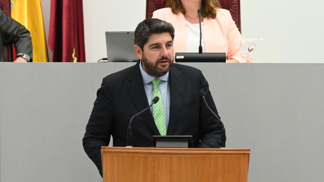 Fernando L&oacute;pez Miras durante la primera sesi&oacute;n del Debate sobre el Estado de la Regi&oacute;n de Murcia