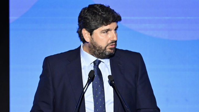 López Miras reivindica un Plan Nacional del Agua en el Foro Mediterráneo. López Miras reivindica un Plan Nacional del Agua en el Foro Mediterráneo.