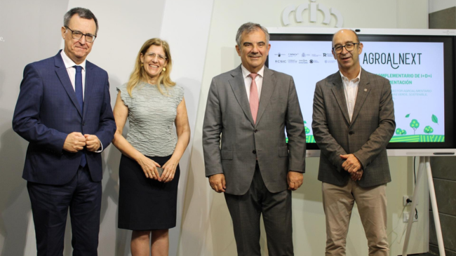El consejero de Medio Ambiente, Universidades, Investigaci&oacute;n y Mar Menor, Juan Mar&iacute;a V&aacute;zquez, tras la rueda de prensa sobre algunos de los avances del 'Plan Complementario Agroalnext-MU' - CARM